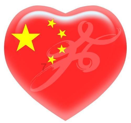 沙滩游玩的女孩们